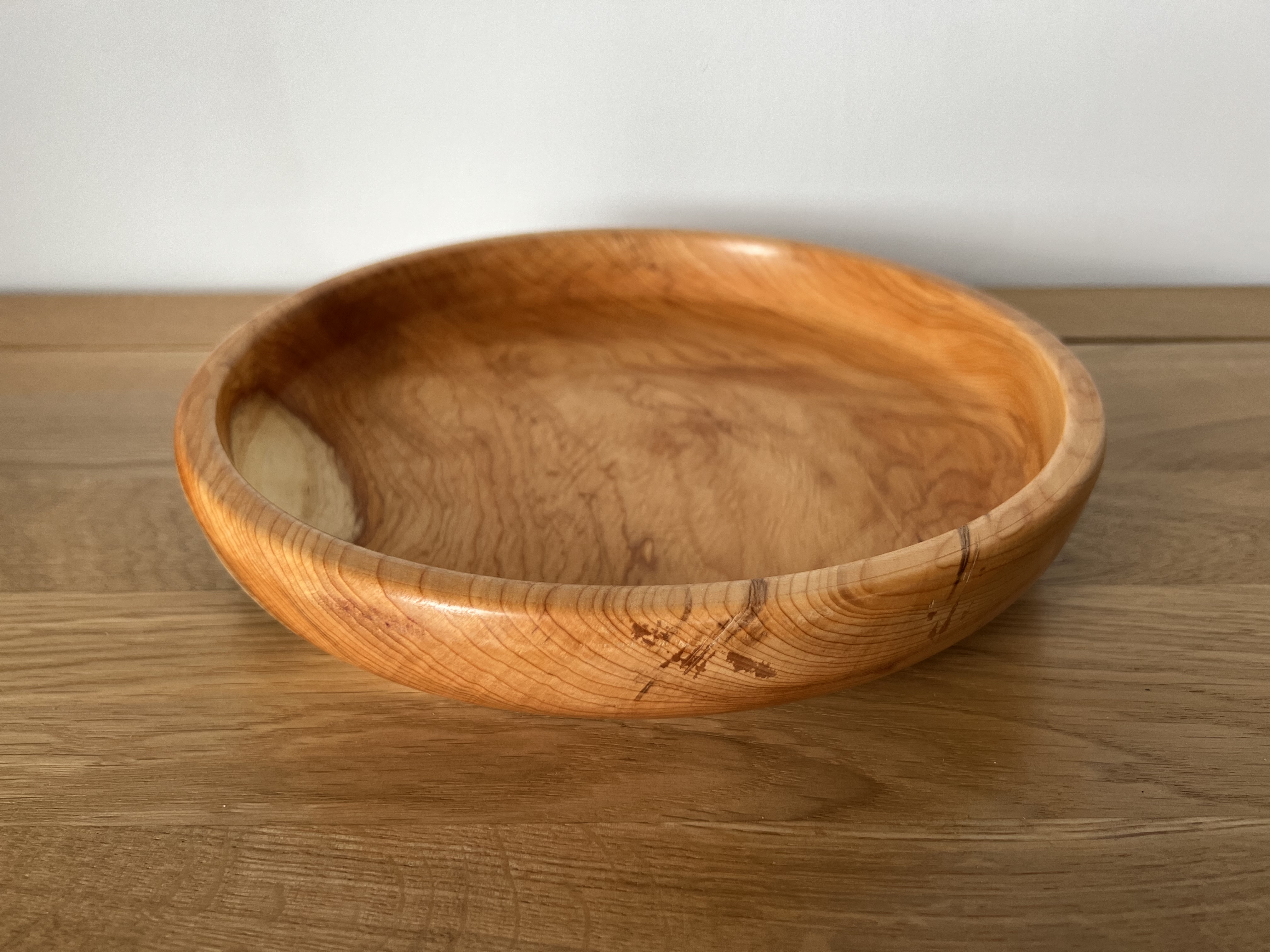wood serving bowl